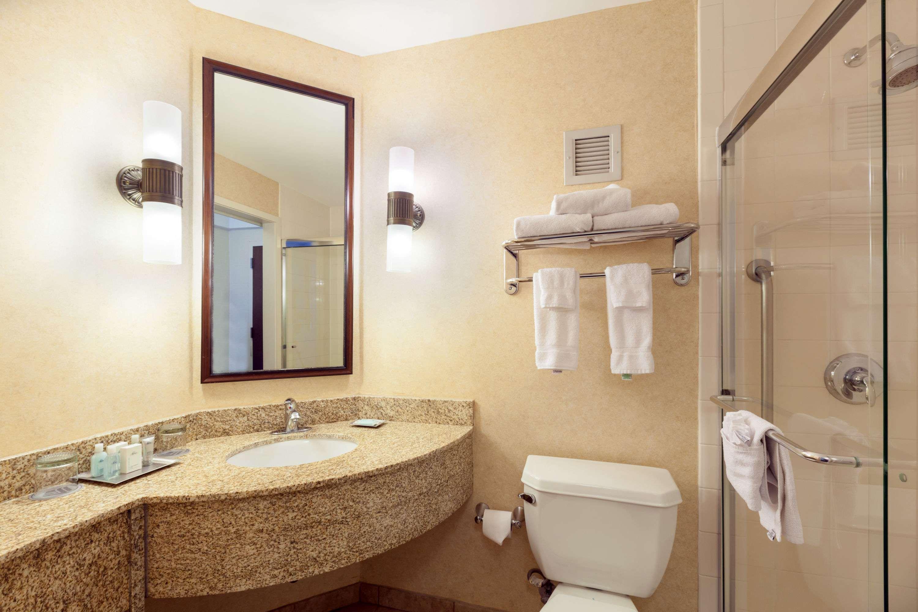 Отель Wyndham Boston Beacon Hill Экстерьер фото
