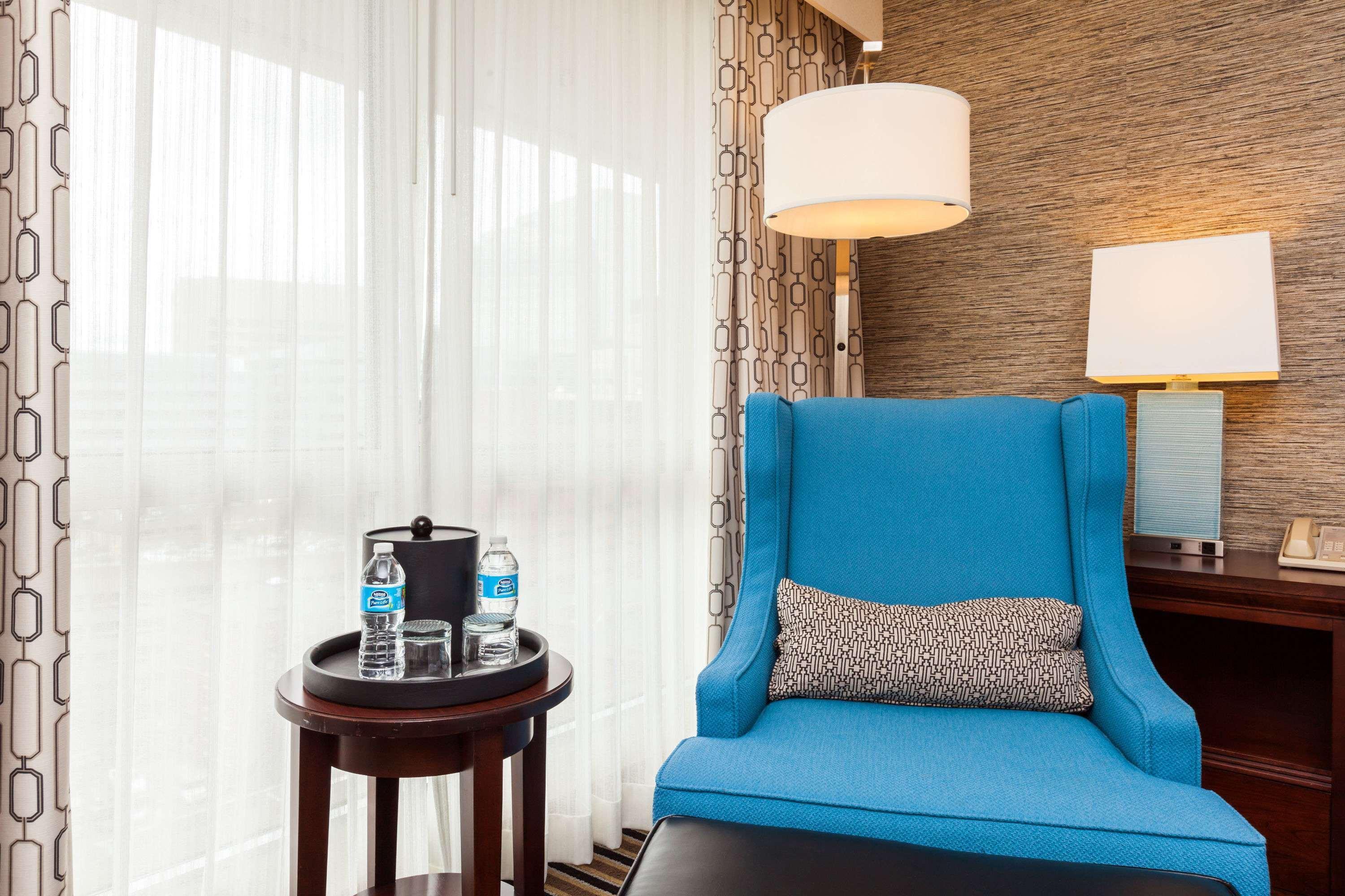 Отель Wyndham Boston Beacon Hill Экстерьер фото