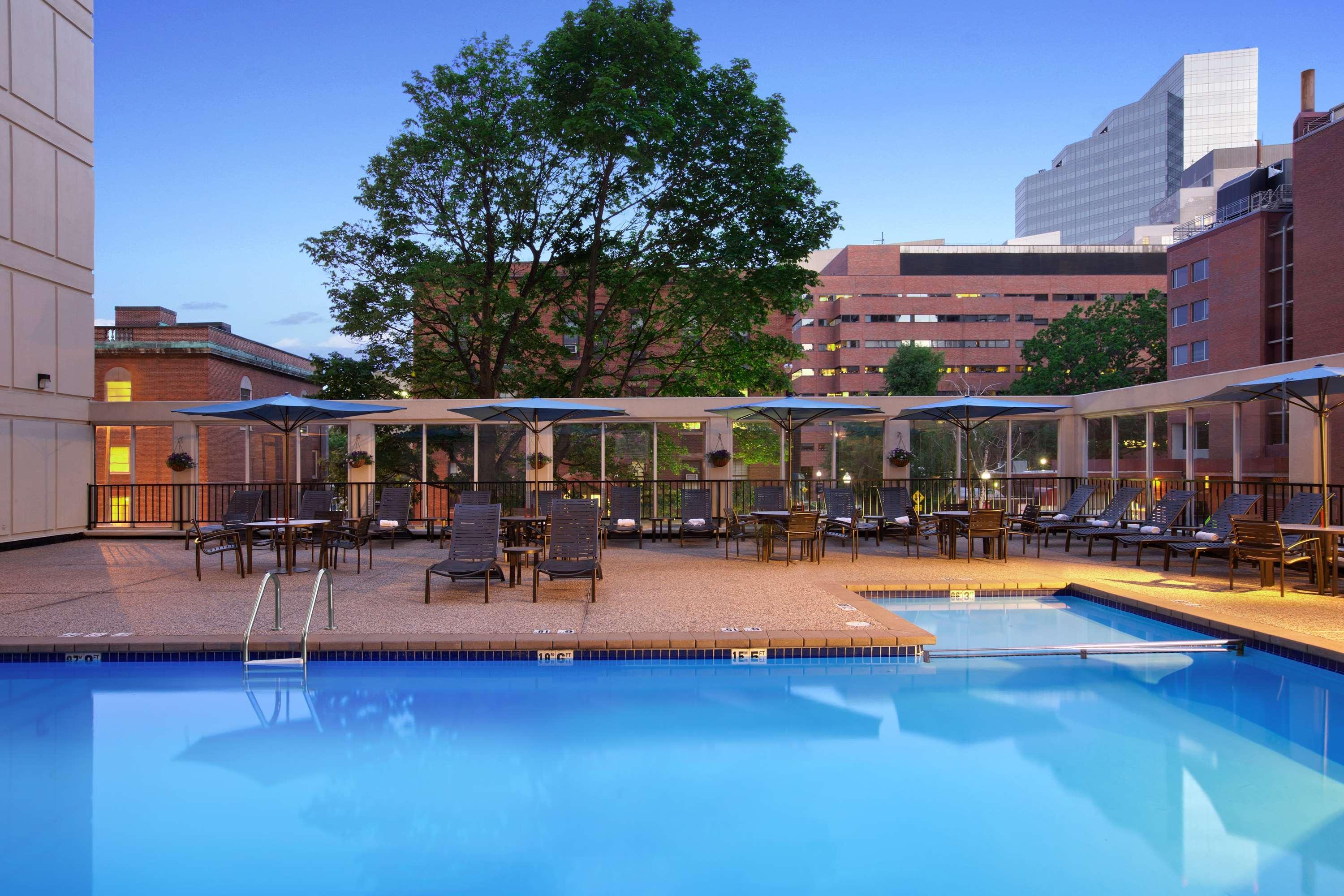 Отель Wyndham Boston Beacon Hill Экстерьер фото
